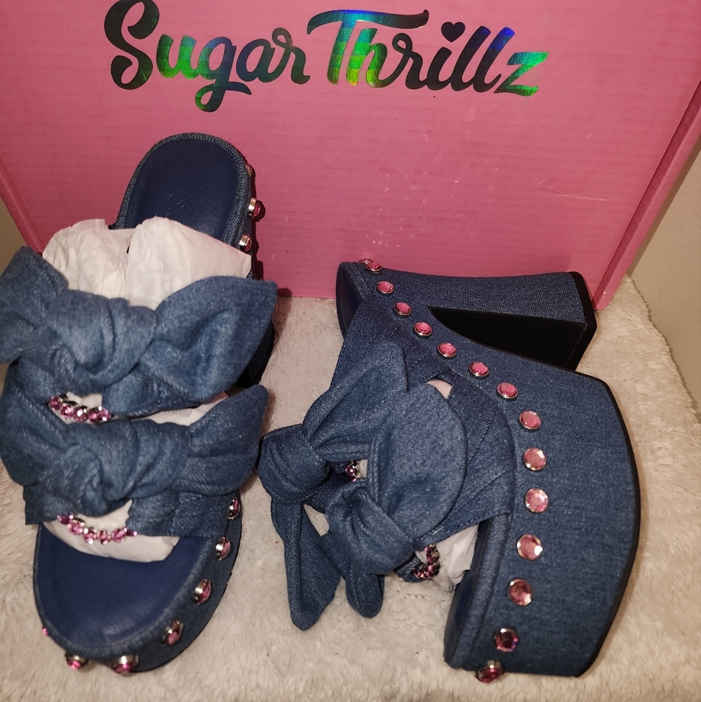 Sugar Thrillz Strike A Pose Denim Platforms - Picture 10 of 10